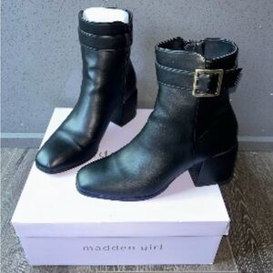 Madden Girl NWT Black Ankle Boots